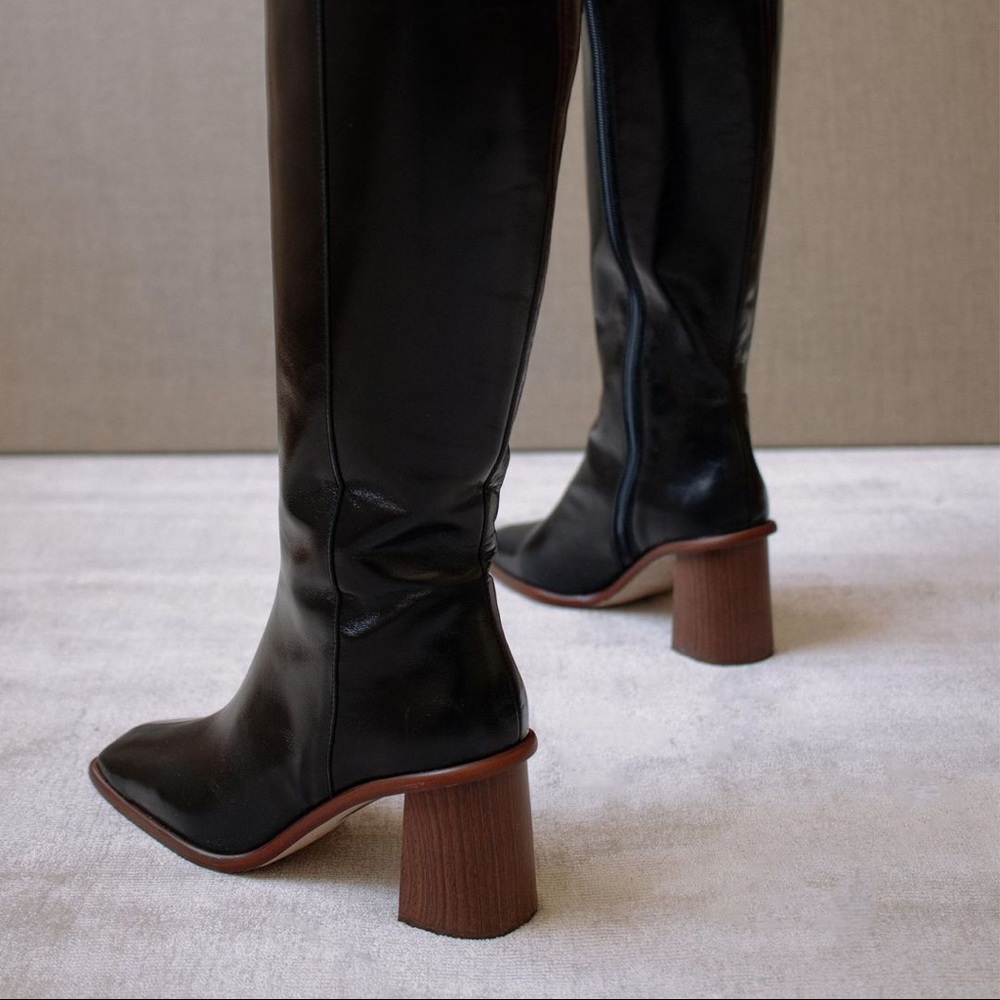 Alohas Knee High Black Leather Boots - Picture 4 of 5